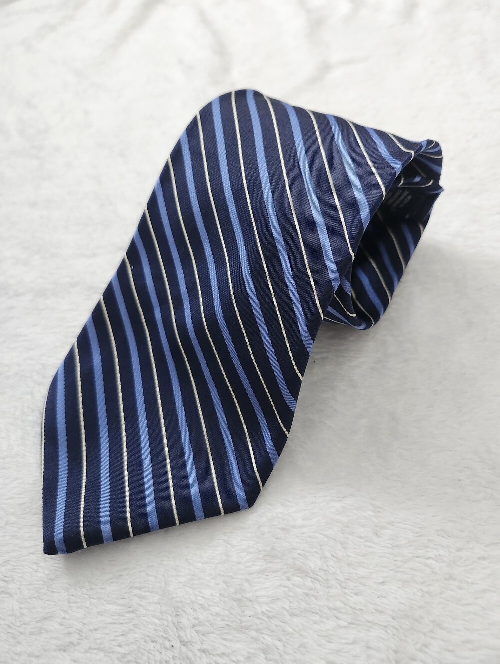 BROOKS BROTHERS Handmade Navy Silk Tie NWT